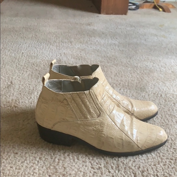 Ankle boots - Picture 2 of 3
